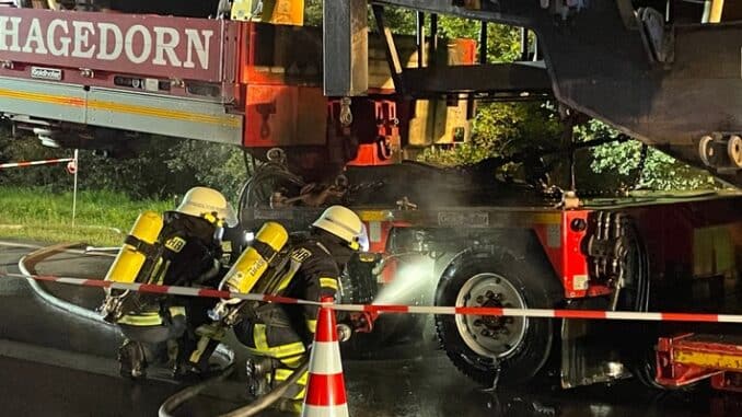 FW-ROW: Schwertransport in Flammen