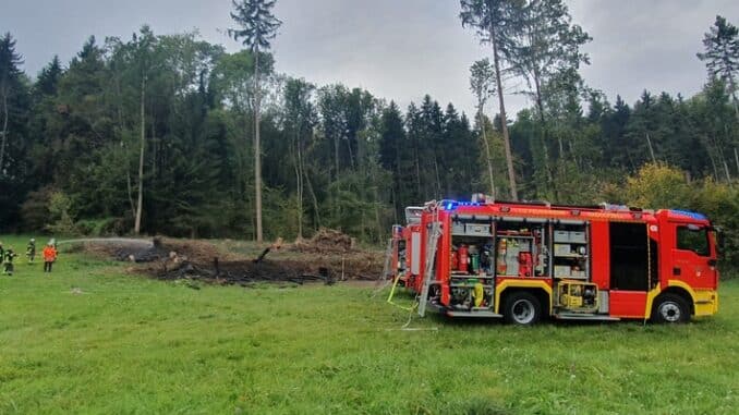 FW-Radolfzell: Flächenbrand in Liggeringen