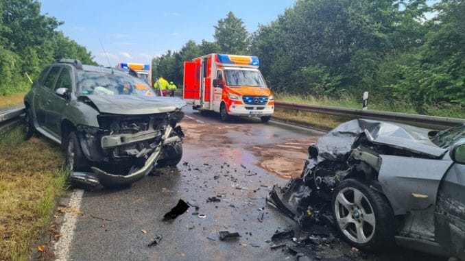 FW Ratingen: 31.05.22, Verkehrsunfall