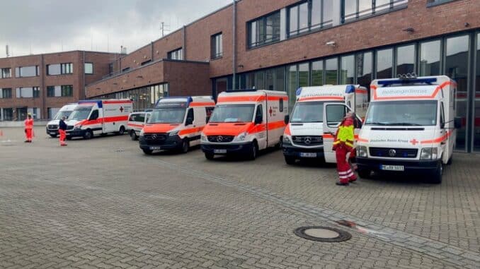 FW Ratingen: Hohes Einsatzaufkommen durch Schneefall - Rettungsdienst und Brandschutz gefordert