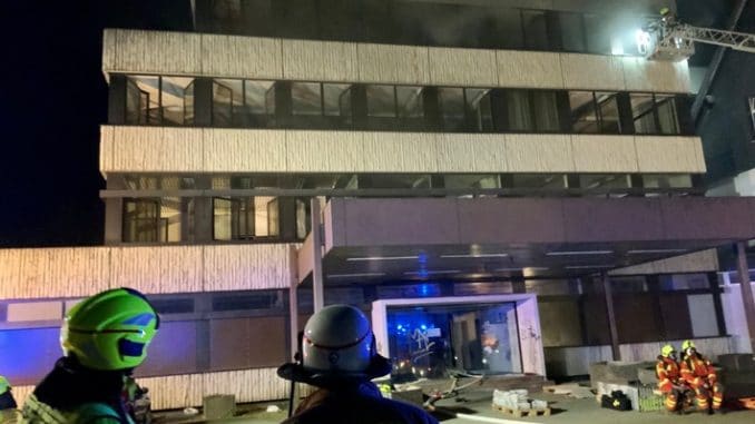 FW Ratingen: Nachbarschaftliche Hilfe in Heiligenhaus