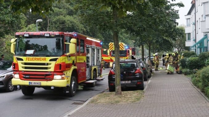 FW Ratingen: Ratingen Breitscheid, Mintarder Weg, Brandgeruch in einer Wohnung