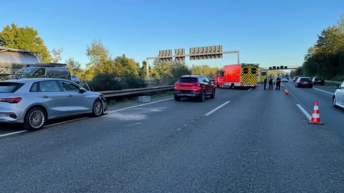 FW Ratingen: Ratingen, Verkehrsunfall auf Autobahn