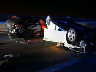 FW Ratingen: Verkehrsunfall auf der Ruhrtalbrücke - Feuerwehr im Einsatz