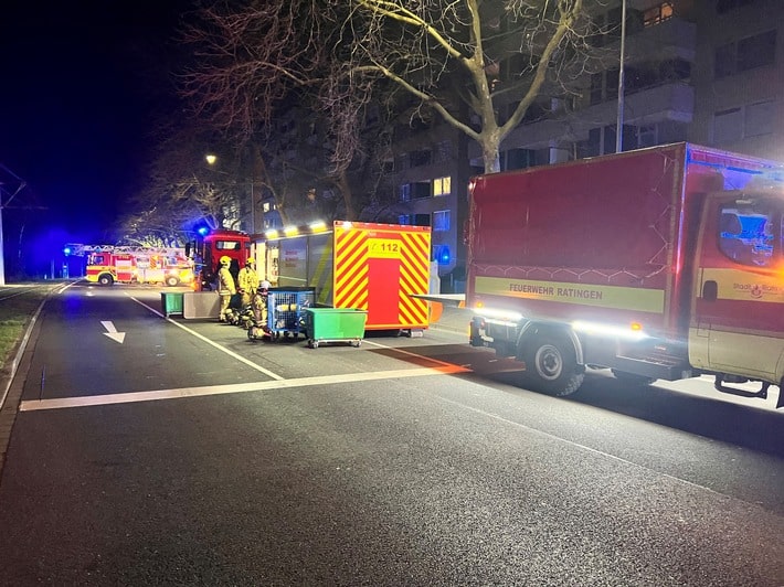 FW Ratingen: Wohnungsbrand im Hochhaus