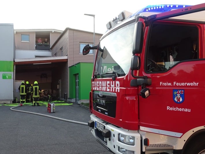 FW Reichenau: Leichte Rauchentwicklung verbunden mit Kabelbrandgeruch, Reichenau-Mittelzell, 02.09.2023