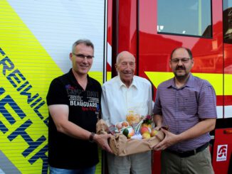 FW Rheurdt: FW Rheurdt: Große Gold-Triumphe und kleine Reparaturen: Helmut Brands schreibt 65 Jahre Feuerwehrgeschichte