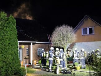 FW-SE: Feuer im Dachgeschoss eines Einfamilienhauses