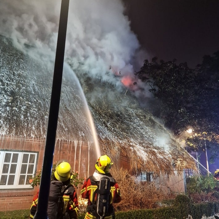 FW-SE: Feuer zerstört Kaltenkirchener Traditionshaus