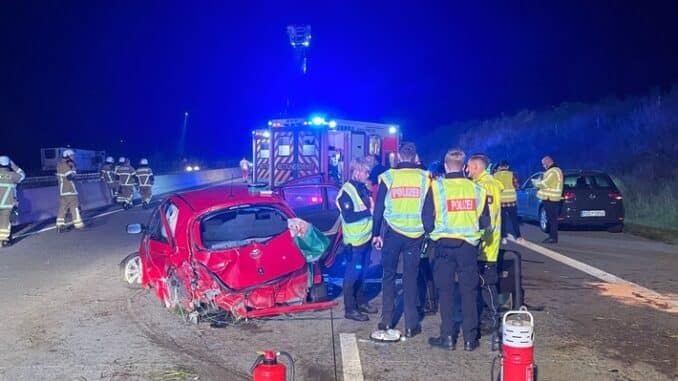 FW-SE: Schwerer Verkehrsunfall auf der BAB 7