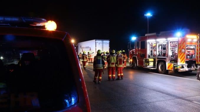 FW-SE: Tödlicher Verkehrsunfall auf der BAB 7