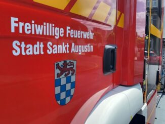 FW Sankt Augustin: Feuerwehr löscht Küchenbrand