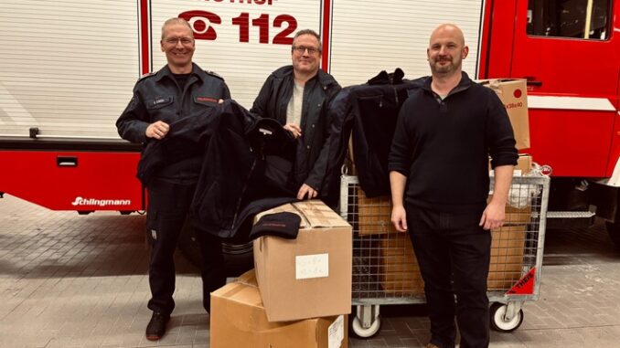 FW-Schermbeck: Winterjacke für die Feuerwehr