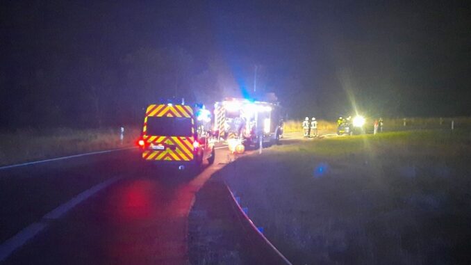 FW Sonsbeck: Verkehrsunfall auf der A57 - Absicherung für den Rettungsdienst