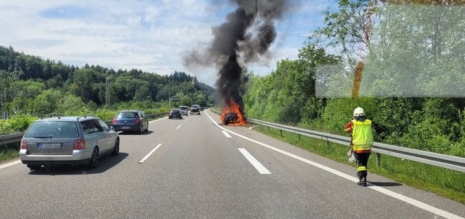 FW Stockach: Technische Hilfe und ein Fahrzeugbrand- Zwei Einsätze an einem Tag für die FFW Stockach und FFW Bodman-Ludwigshafen