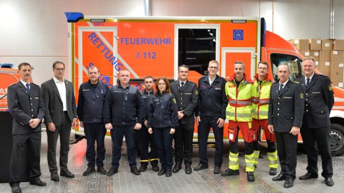 FW Stuttgart: Übergabe von medizinischen Geräten an die Solidaritätspartnerstadt Chmelnyzkyj (Ukraine)