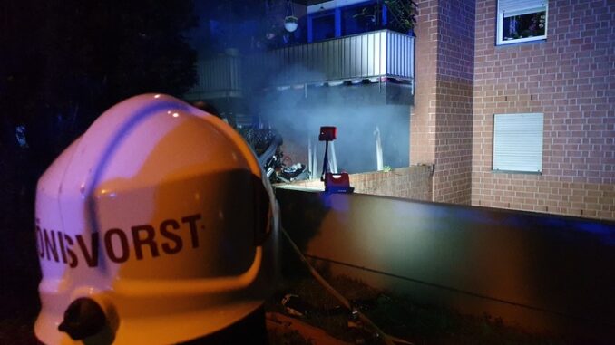 FW Tönisvorst: Gemeldeter Wohnungsbrand im Stadtteil St. Tönis