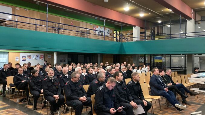 FW Tönisvorst: Generalhauptversammlung der Feuerwehr Tönisvorst: 353 Einsätze im vergangenen Jahr