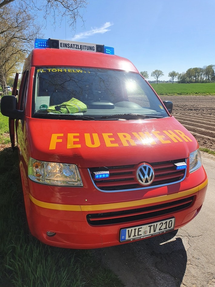 FW Tönisvorst: Unbekannte Flüssigkeit löst Feuerwehreinsatz aus