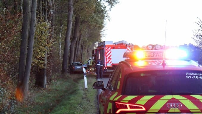 FW VG Asbach: Schwerer Verkehrsunfall auf der L272 zwischen Stockhausen und Germscheid