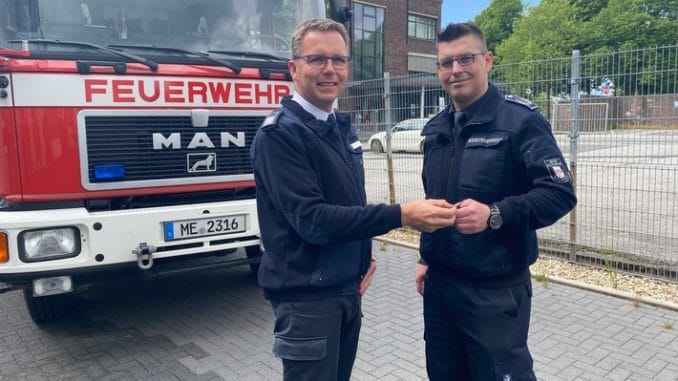 FW-Velbert: 100 Jahre Werkfeuerwehr BKS: Von der Stadt Velbert gibt es zum Jubiläum ein Tanklöschfahrzeug