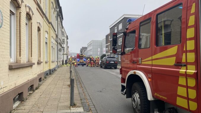 FW-Velbert: Wohnungsbrand auf der Küpperstraße