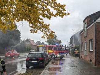 FW-WRN: FEUER_3 - LZ3 - LZ1 - Küchenbrand