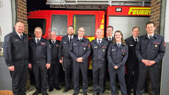 FW-WRN: Zahlreiche Beförderungen bei der Löschgruppe Langern