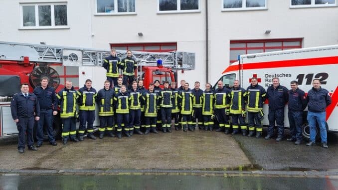 FW Wenden: Feuerwehr Wenden startet mit neuem Grundlehrgang