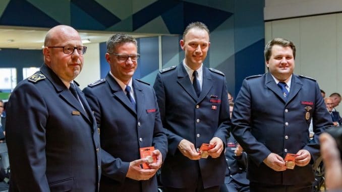 FW Wenden: Verabschiedung der ehemaligen Wehrleitung