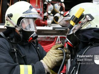 FW Witten: Brand in Logistikzentrum