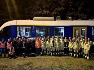 FW Xanten: Fortbildung von Führungskräften mit dem Bahn-Notfallmanagement