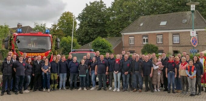 Feuerwehr Kalkar: Tag der schließenden Tür der Löschgruppe Wissel am 02.10.2022 ein Familienfest