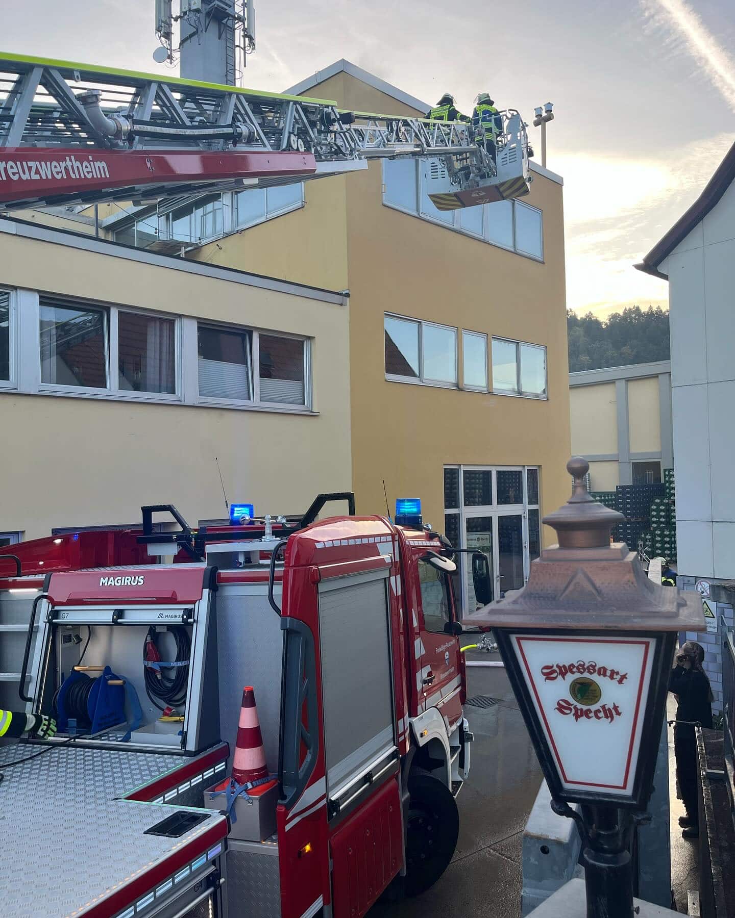 Feuerwehr Kreuzwertheim Einsatz Nr Einsatz Bung Zimmerbrand Mit Vermissten Personen