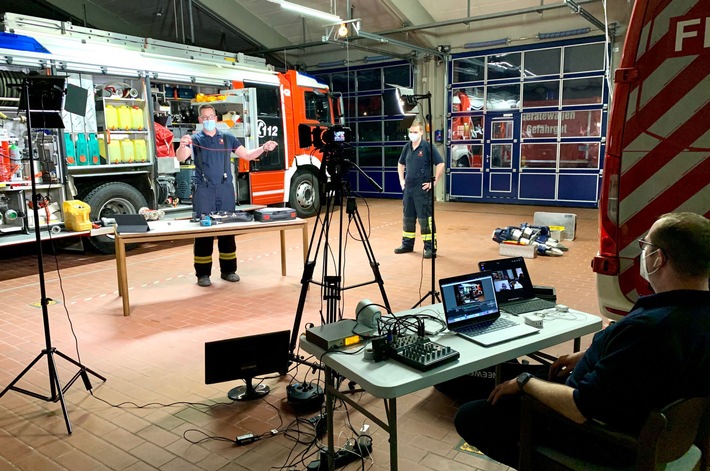 FF Goch: Fahrzeugkunde per Livestream