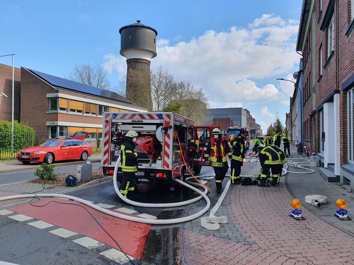 FF Goch: Kellerbrand in Reihenhaus