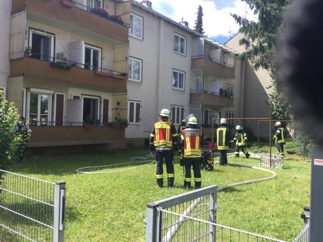 FW-BN: Feuerwehr bei Kellerbrand im Einsatz