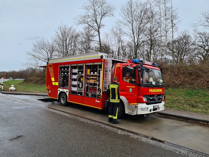 FW Bocholt: Arbeitsreicher Freitag für Feuerwehr und Rettungsdienst