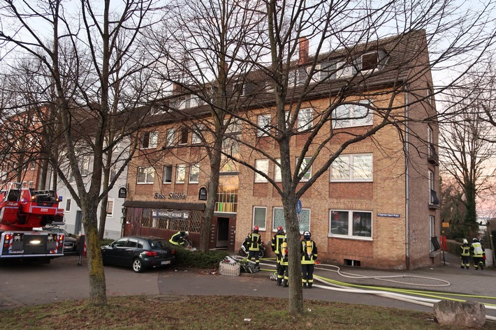 FW Düren: Kuriose zeitgleiche Brandereignisse in Düren