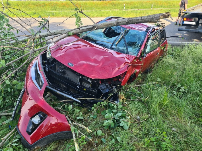 FW Frankenthal: Verkehrsunfall mit glimpflichem Ausgang
