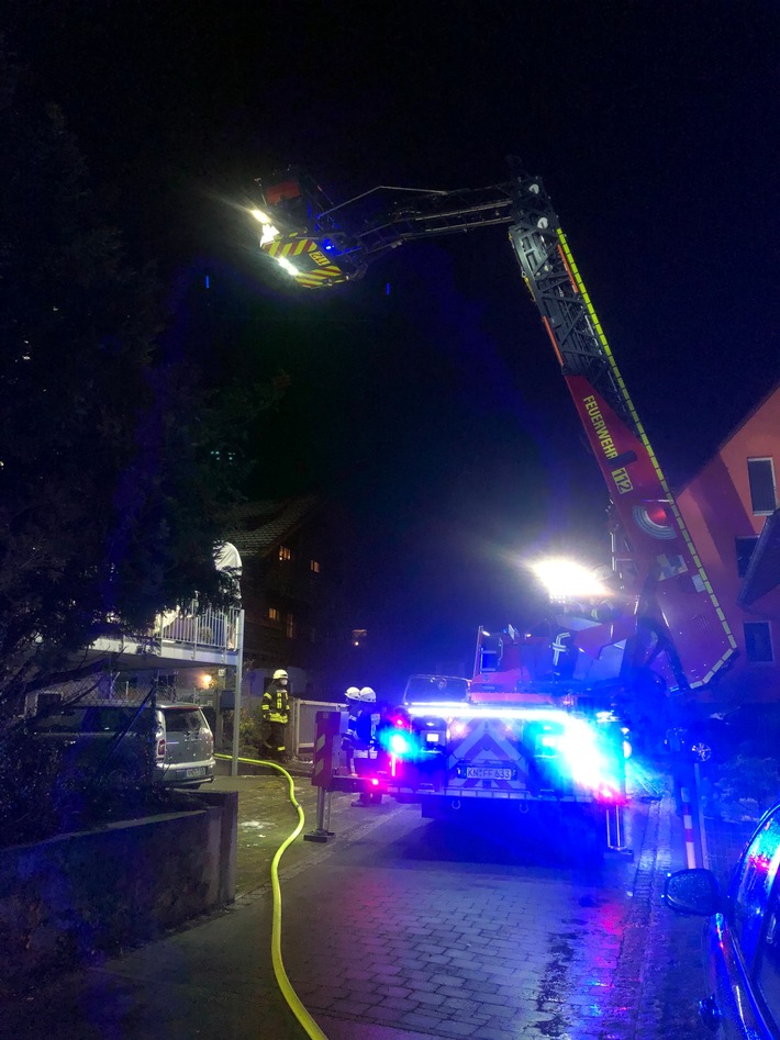 FW Konstanz: Zimmerbrand geht glimpflich aus