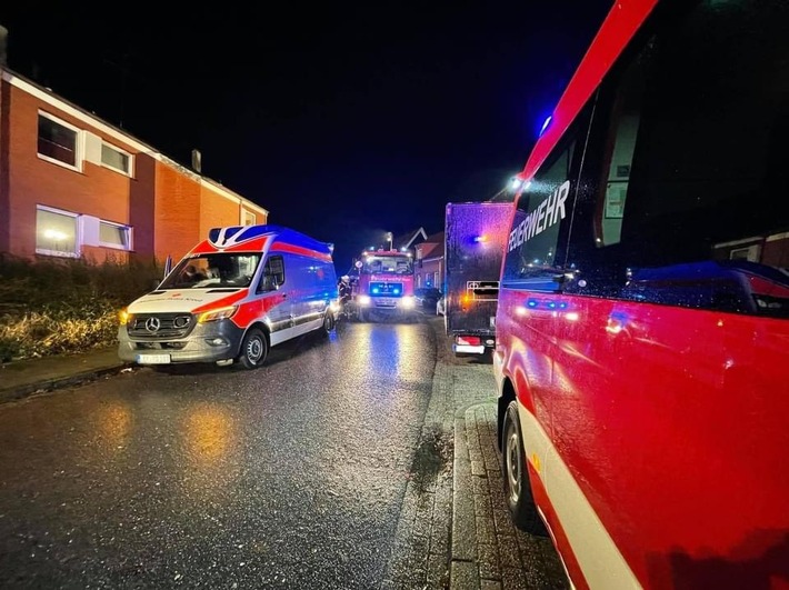 FW-LK Leer: Austritt von Kohlenmonoxid - Mehrere Verletzte - Großeinsatz in Weener