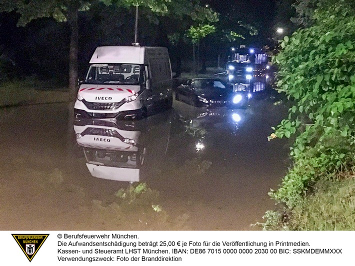 FW-M: Unruhige Nacht wegen 800 Unwettereinsätzen (Stadtgebiet)
