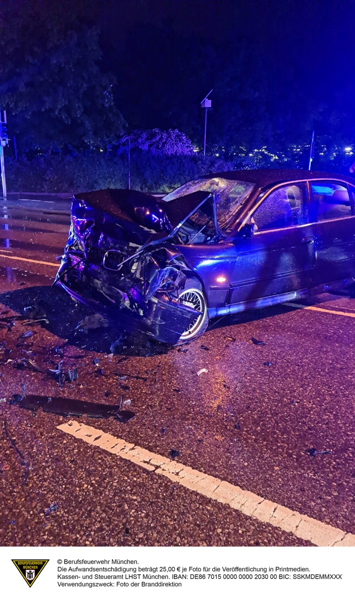 FW-M: Verkehrsunfall mit sieben Verletzten (Schwabing-Freimann)