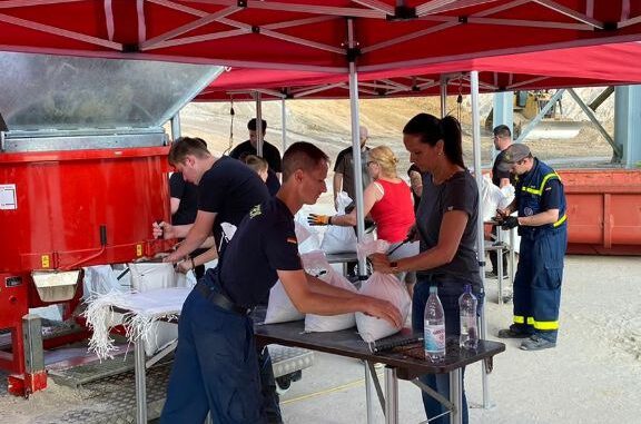 FW Ratingen: Feuerwehr Ratingen unterstützt erneut überörtlich