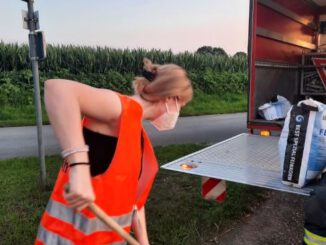 FW-Schermbeck: Ölspur auf dem Rhader Weg
