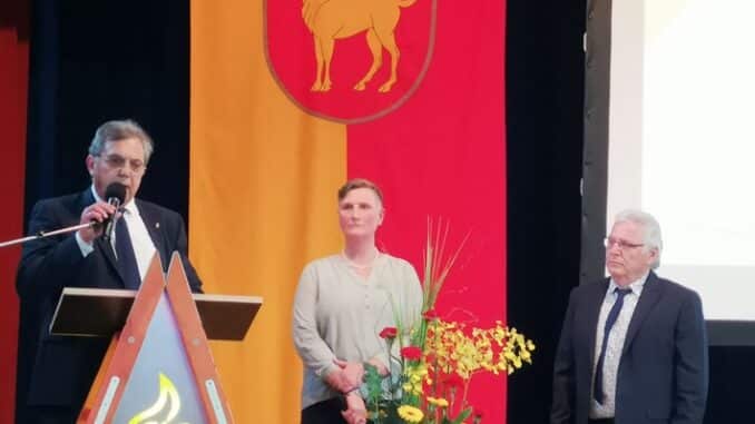 KFV Sigmaringen: 50jähriges Jubiläum der Feuerwehren Thann und Sigmaringen - oder wie ein &quot;Unwetter&quot; für den Beginn einer langen und intensiven Freundschaft sorgte.