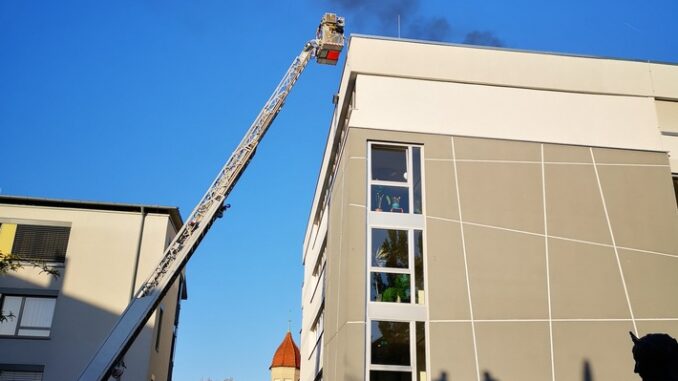 KFV Sigmaringen: Alarm zum Brand im Dachbereich eines Altenheims in Sigmaringen