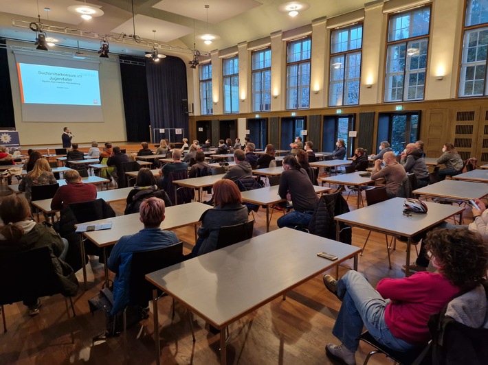 PP Ravensburg: Polizei und Caritas informierten am Spohngymnasium zur Suchtprävention