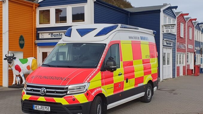 RKiSH: Vollelektrischer Rettungswagen auf Helgoland im Einsatz